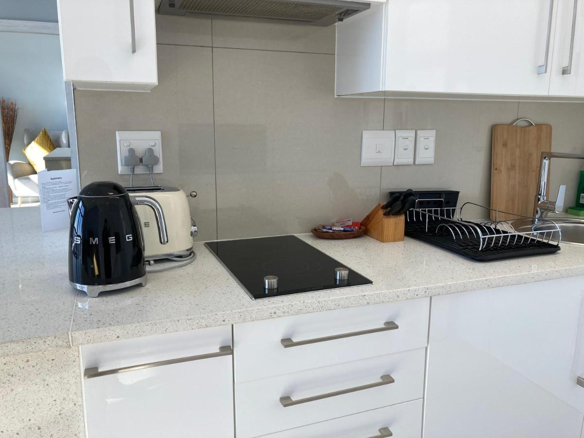 גאבורון Urban Awe Apartment-Itowers 23Rd Floor מראה חיצוני תמונה